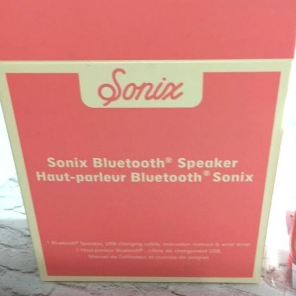 Sonix SNX-TE-003 Womens Bluetooth Small 3x3x2 Speaker Pink New - Picture 2 of 4